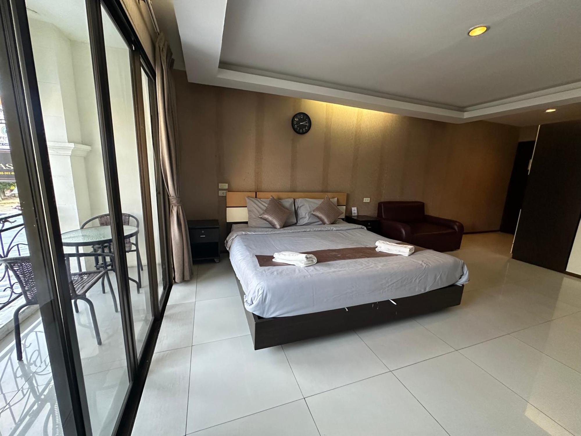 Siamese Serenity Stays-pattaya Pattaya